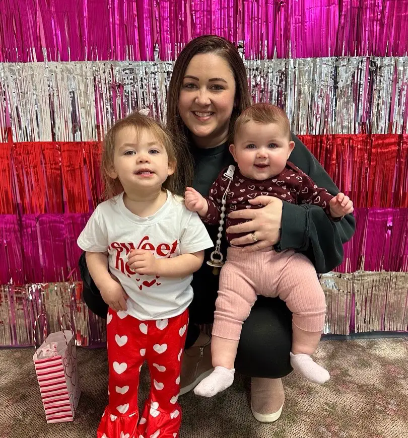 Allison Cisneros and her daughters